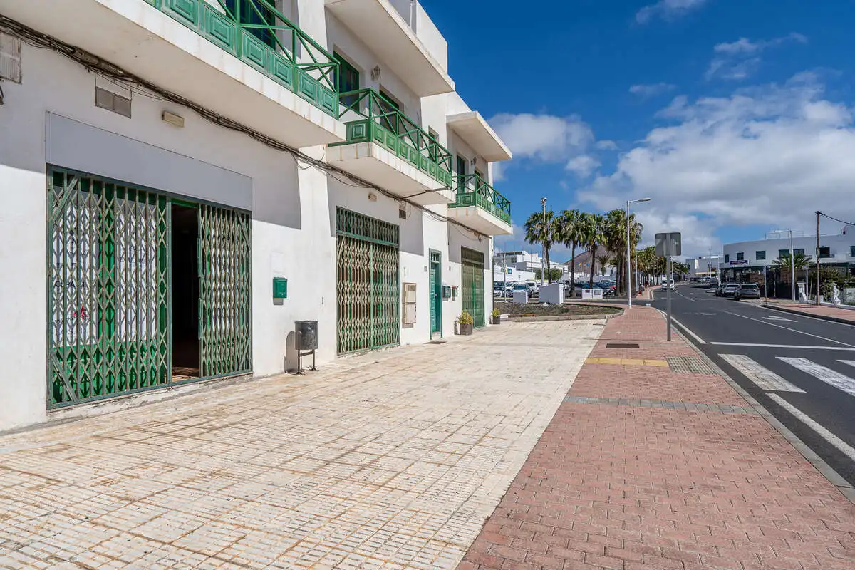 Vista exterior de Local en venta en Tías con Terraza