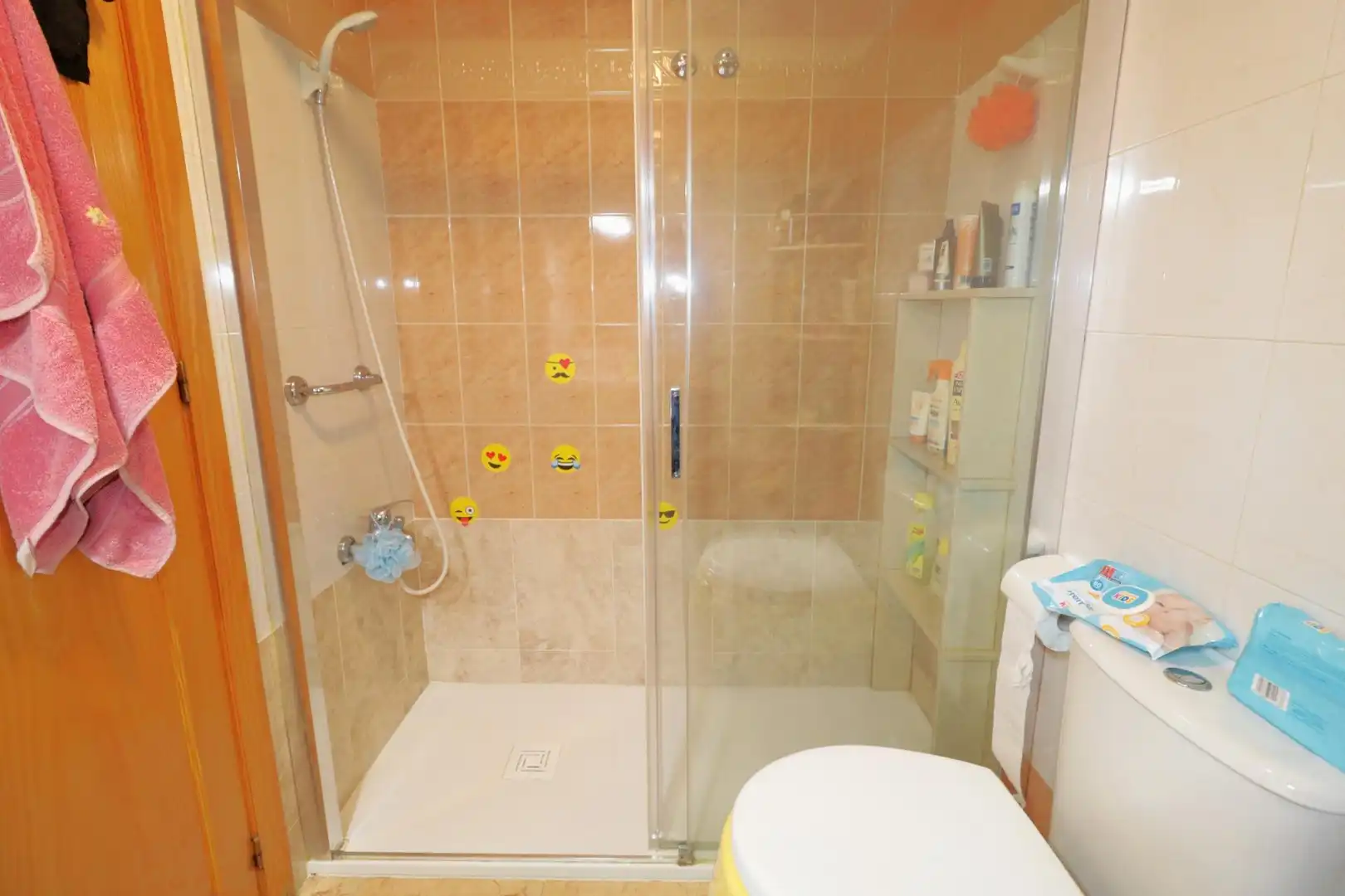 Bany de Casa o xalet en venda en Torrevieja amb Aire condicionat, Jardí privat i Terrassa