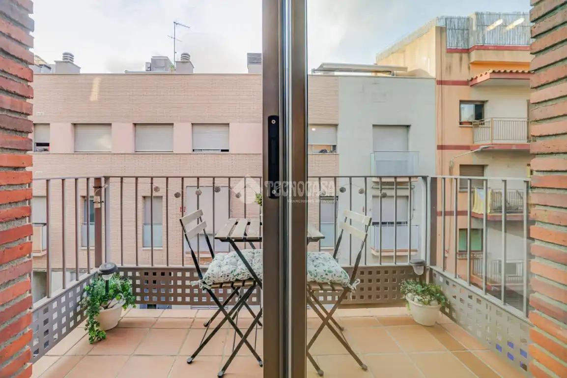 Terrasse von Wohnung zum Verkauf in Sant Boi de Llobregat mit Klimaanlage, Heizung und Terrasse
