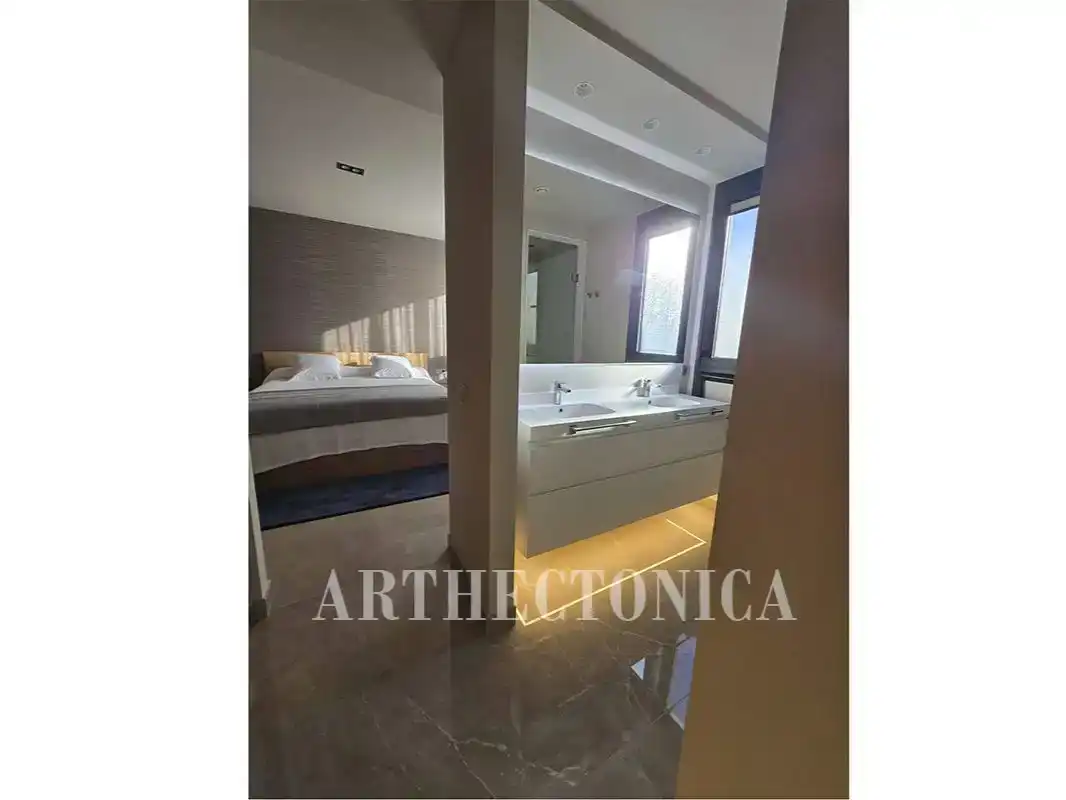 Badezimmer von Dachboden zum Verkauf in San Cristóbal de la Laguna mit Klimaanlage