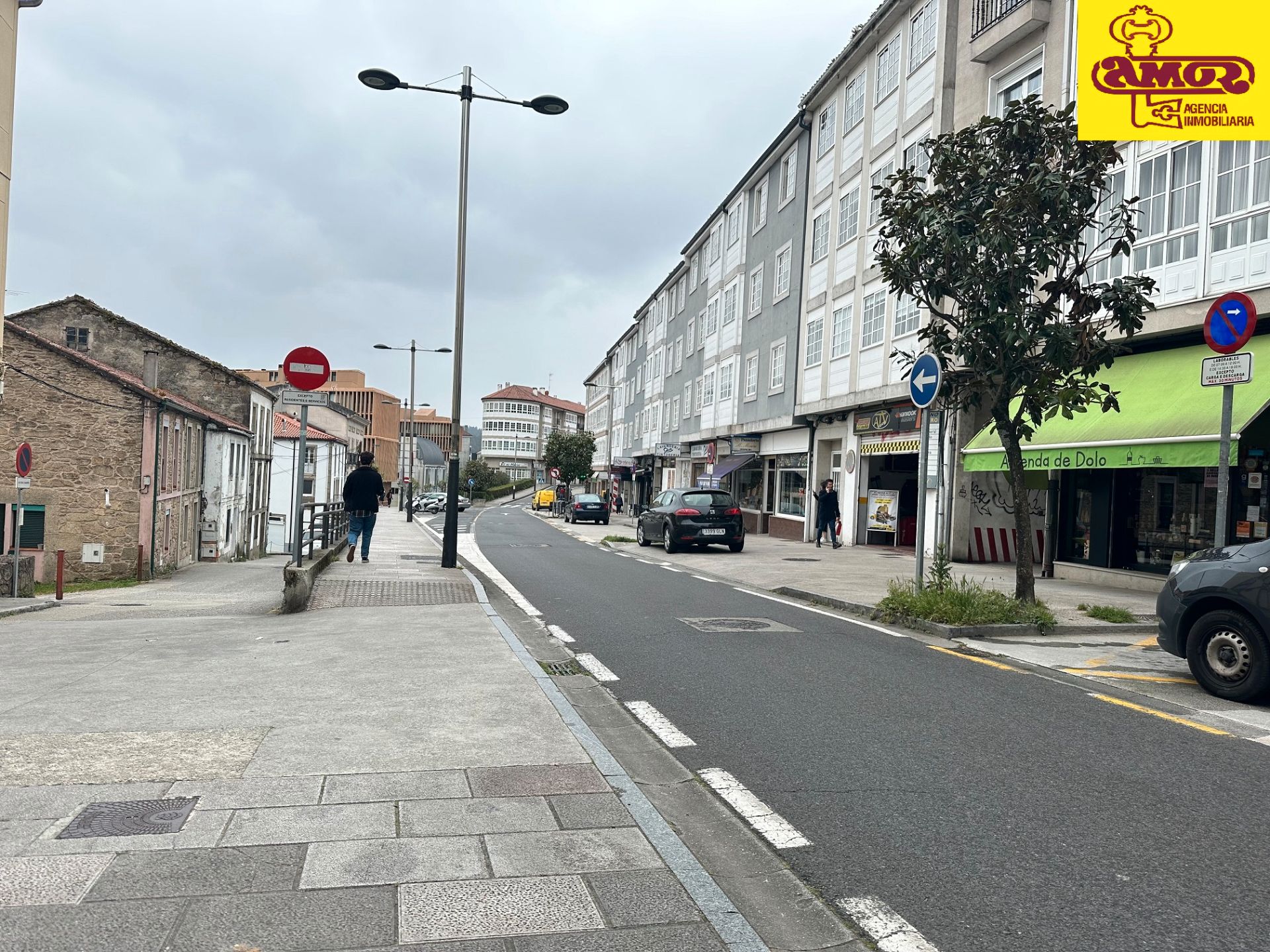 Vista exterior de Casa o xalet en venda en Santiago de Compostela  amb Jardí privat i Traster