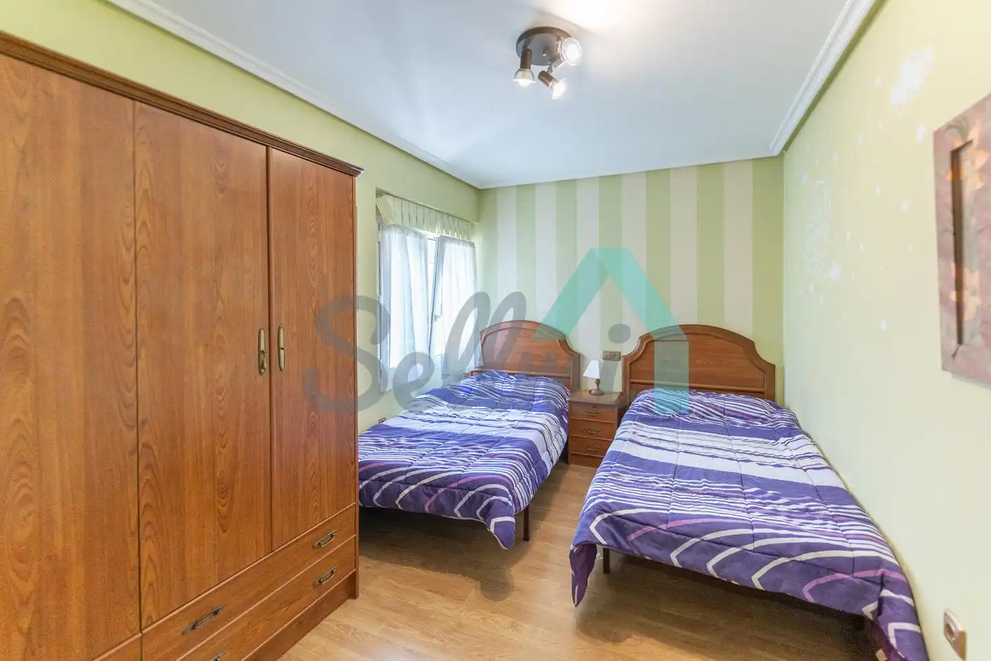 Bedroom of Flat for rent in Gijón   with Heating, Furnished and Internet