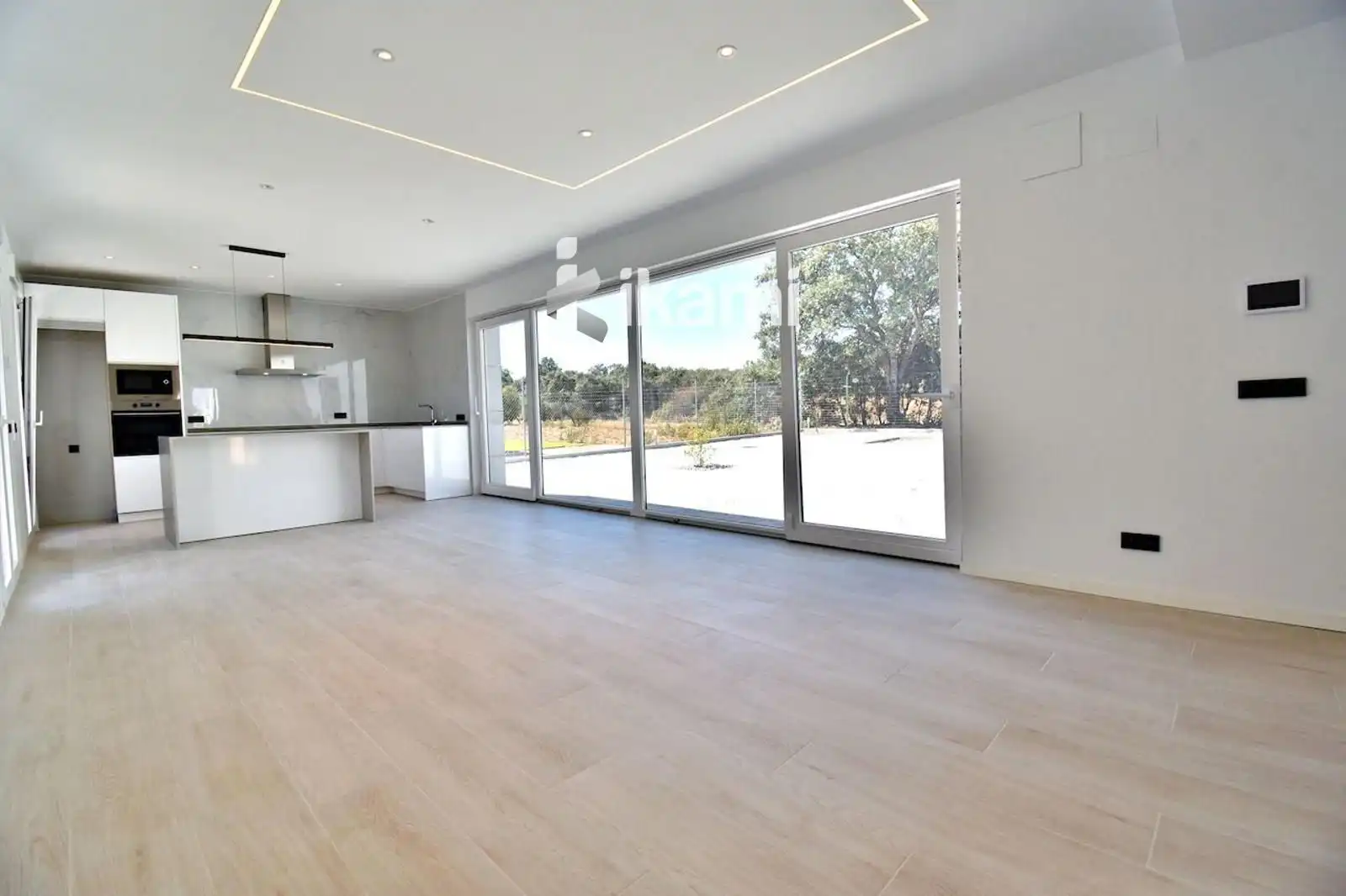 Living room of Houses for sale in Chiloeches  with Air Conditioner and Alarm