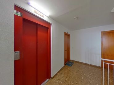 Pis amb balcó en venda a Baix Ebre