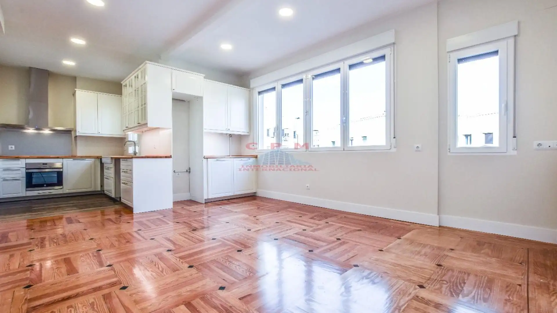 Cuina de Pis de lloguer en  Madrid Capital amb Aire condicionat, Calefacció i Parquet