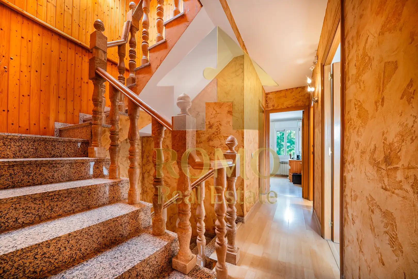 Casa adosada en venta en Avinguda U, Santa Perpètua de Mogoda