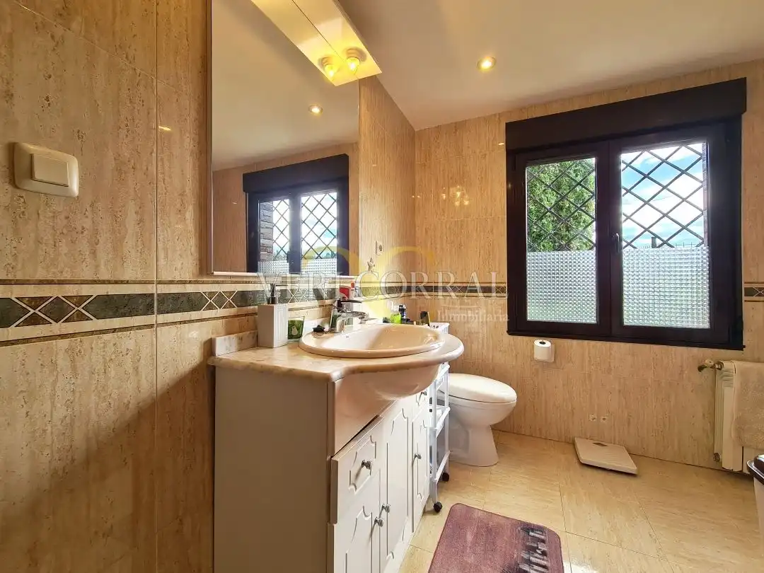 Casa amb jardí en venda a Carretera Cuadroveña, imagen 25