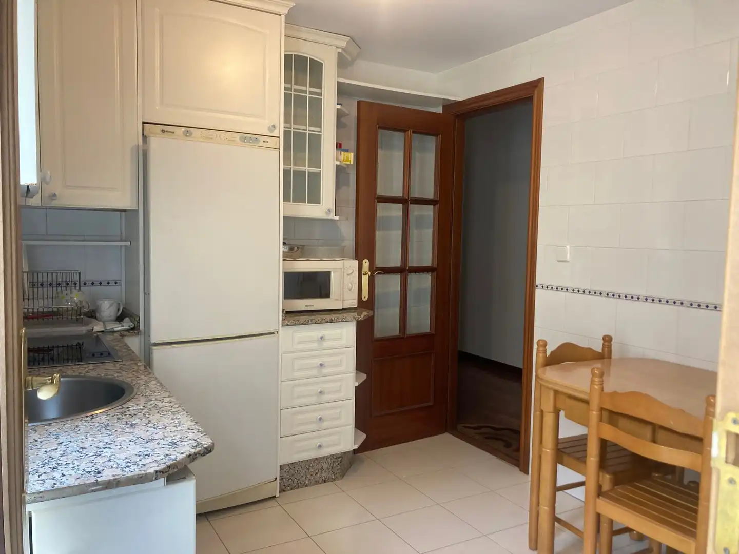 Cuina de Pis en venda en A Coruña Capital  amb Calefacció, Parquet i Traster