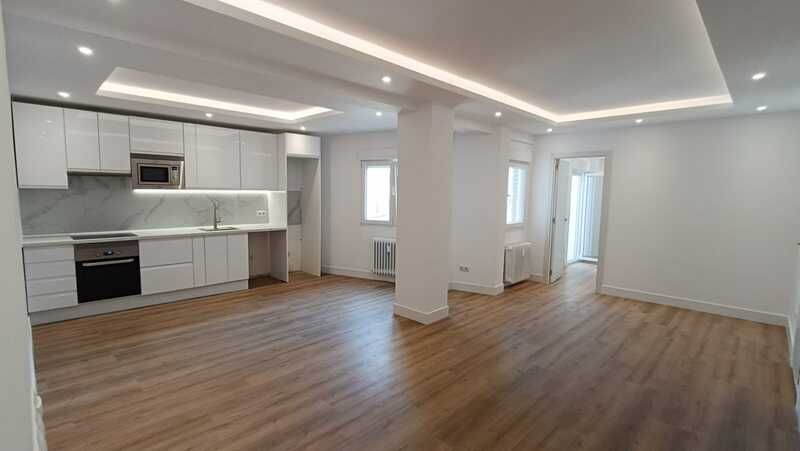 Piso en venta en  Madrid Capital con Calefacción y Terraza