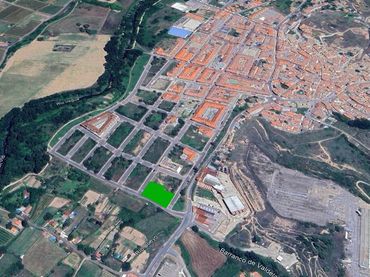 Terreny residencial en venda a Calle La Rioja