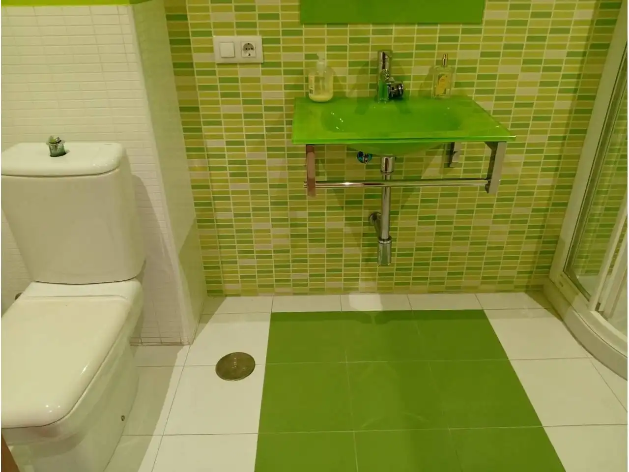 Bathroom of Flat for sale in Jerez de la Frontera  with Air Conditioner