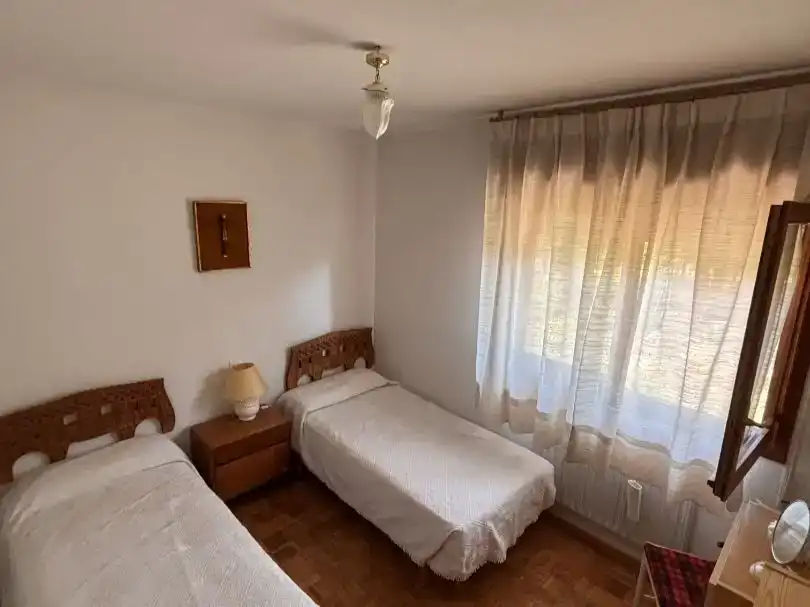 Dormitori de Casa o xalet en venda en Sigüenza amb Balcó