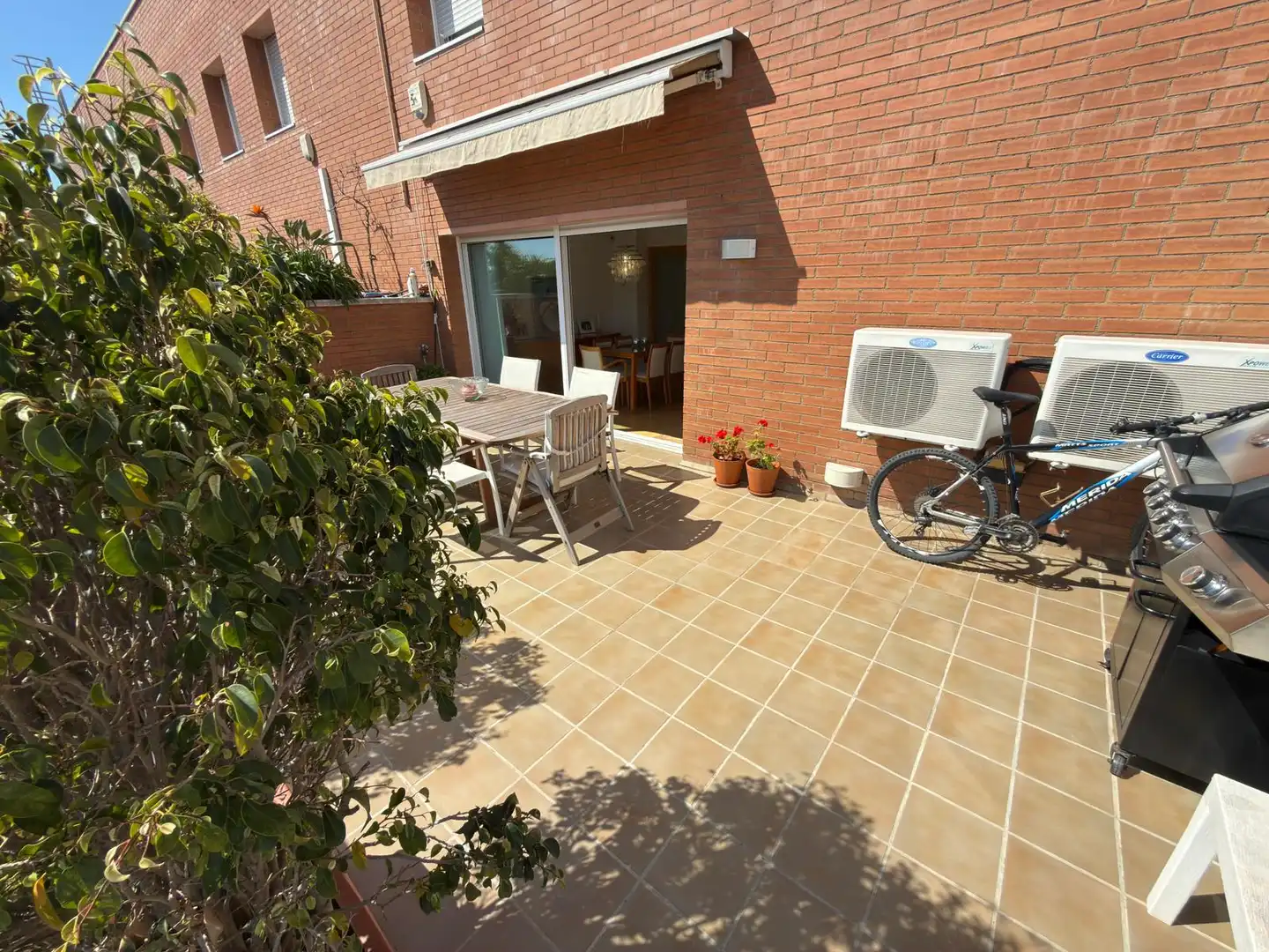 Terraza de Ático en venta en Cornellà de Llobregat con Aire acondicionado, Calefacción y Parquet