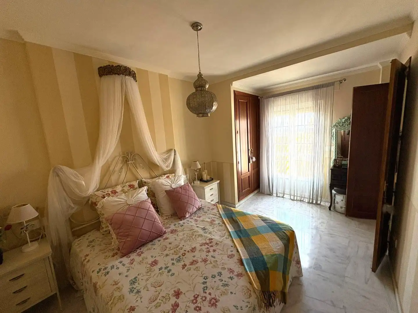 Bedroom of Houses for sale in Morón de la Frontera