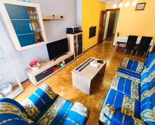 Sala d'estar de Pis en venda en Palencia Capital amb Calefacció, Parquet i Terrassa