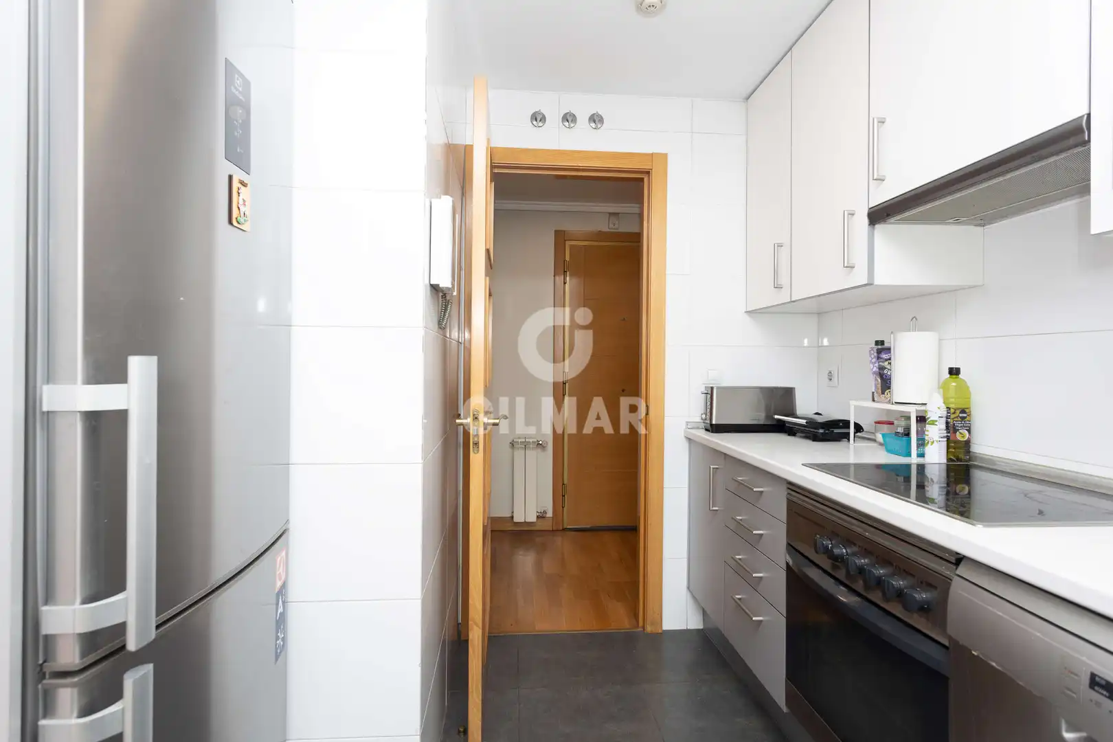 Cocina de Planta baja en venta en Madrid con Calefacción, Trastero y Piscina
