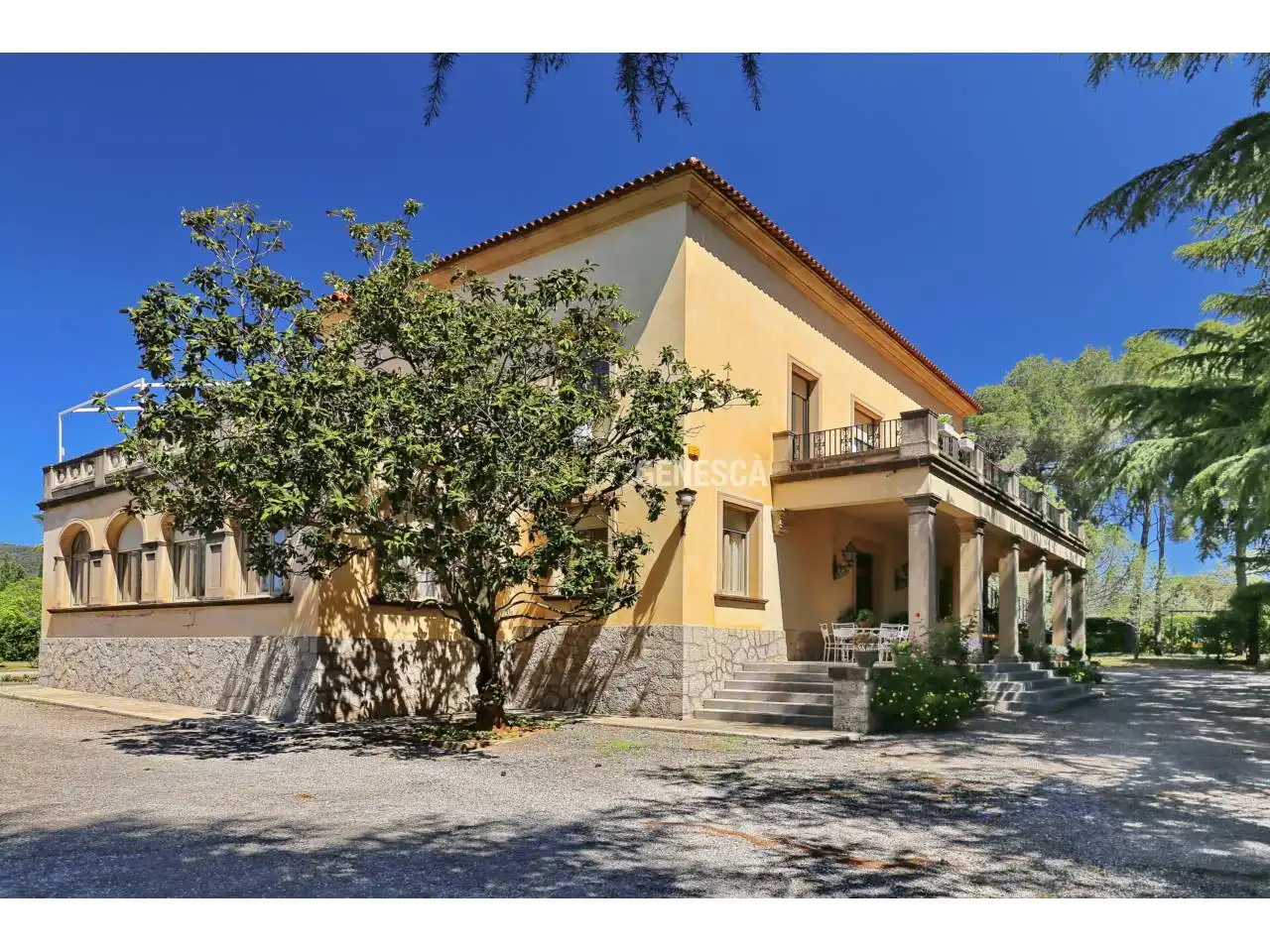 Vista exterior de Casa o chalet en venta en Terrassa con Aire acondicionado, Calefacción y Jardín privado