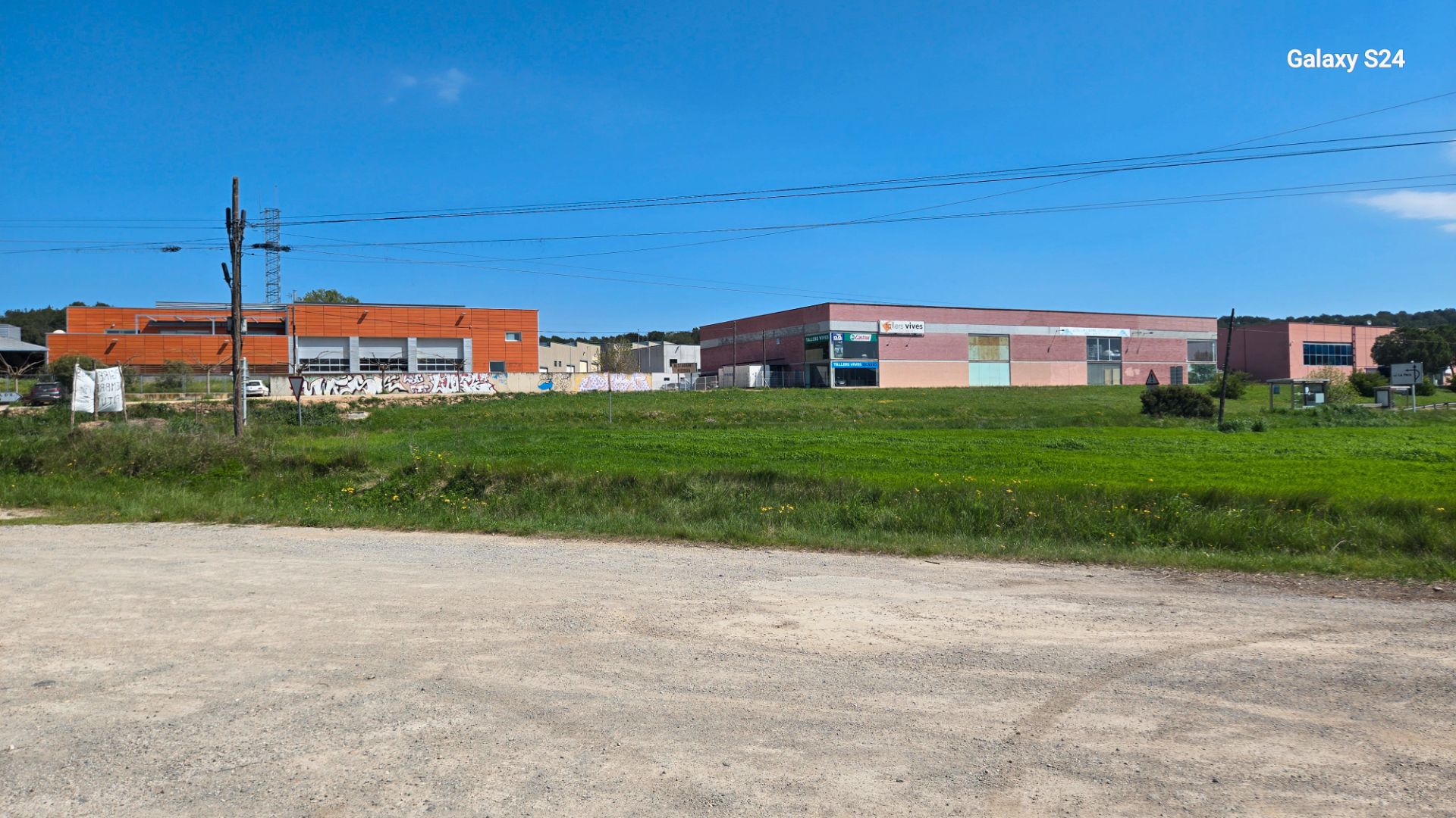 Nau industrial en venda a Carrer Gavarres, 25, La Pera
