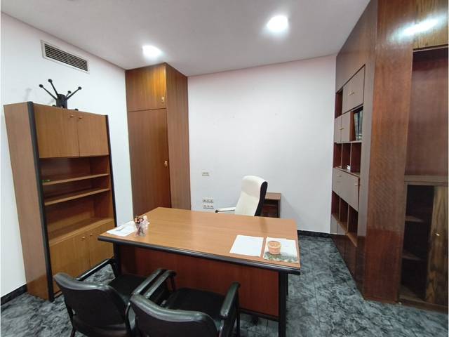 Local comercial en Alquiler en Ciudad Jardín - Zoco