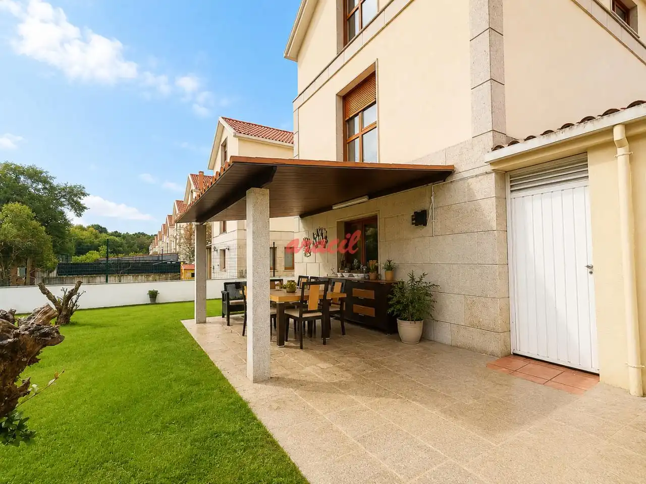 Terraza de Casa o chalet en venta en O Pereiro de Aguiar  con Calefacción, Jardín privado y Trastero