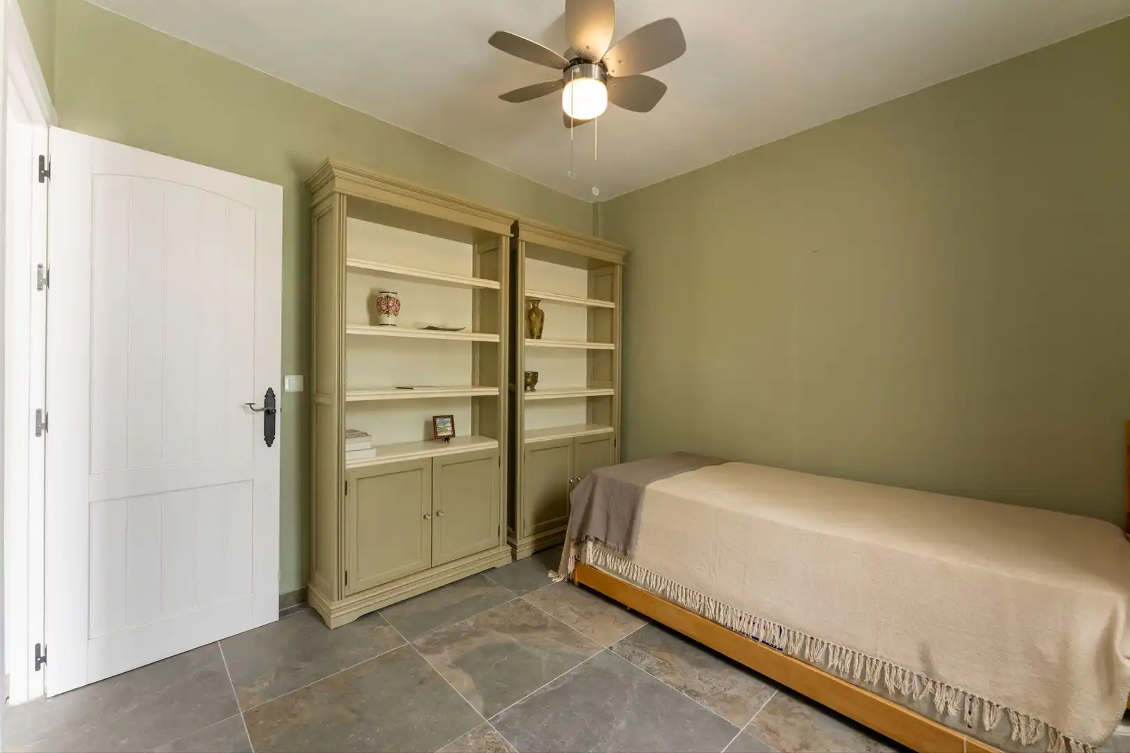 Bedroom of Detached homes for sale in Alhaurín El Grande