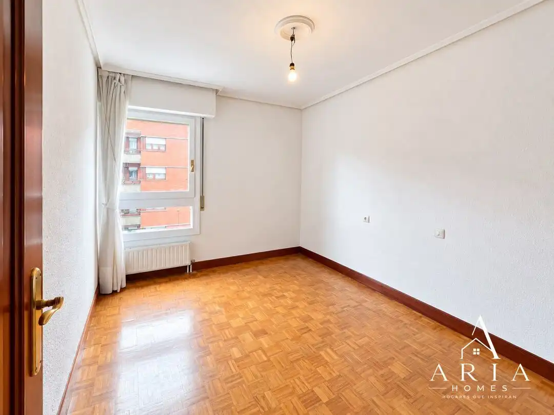 Piso con ascensor en venta en Saratsate Musikariaren Kalea, imagen 25
