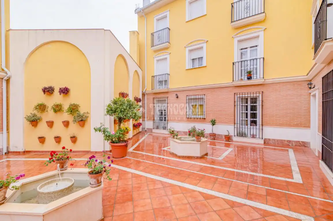 Exterior view of Flat for sale in Lucena  with Air Conditioner, Heating and Furnished