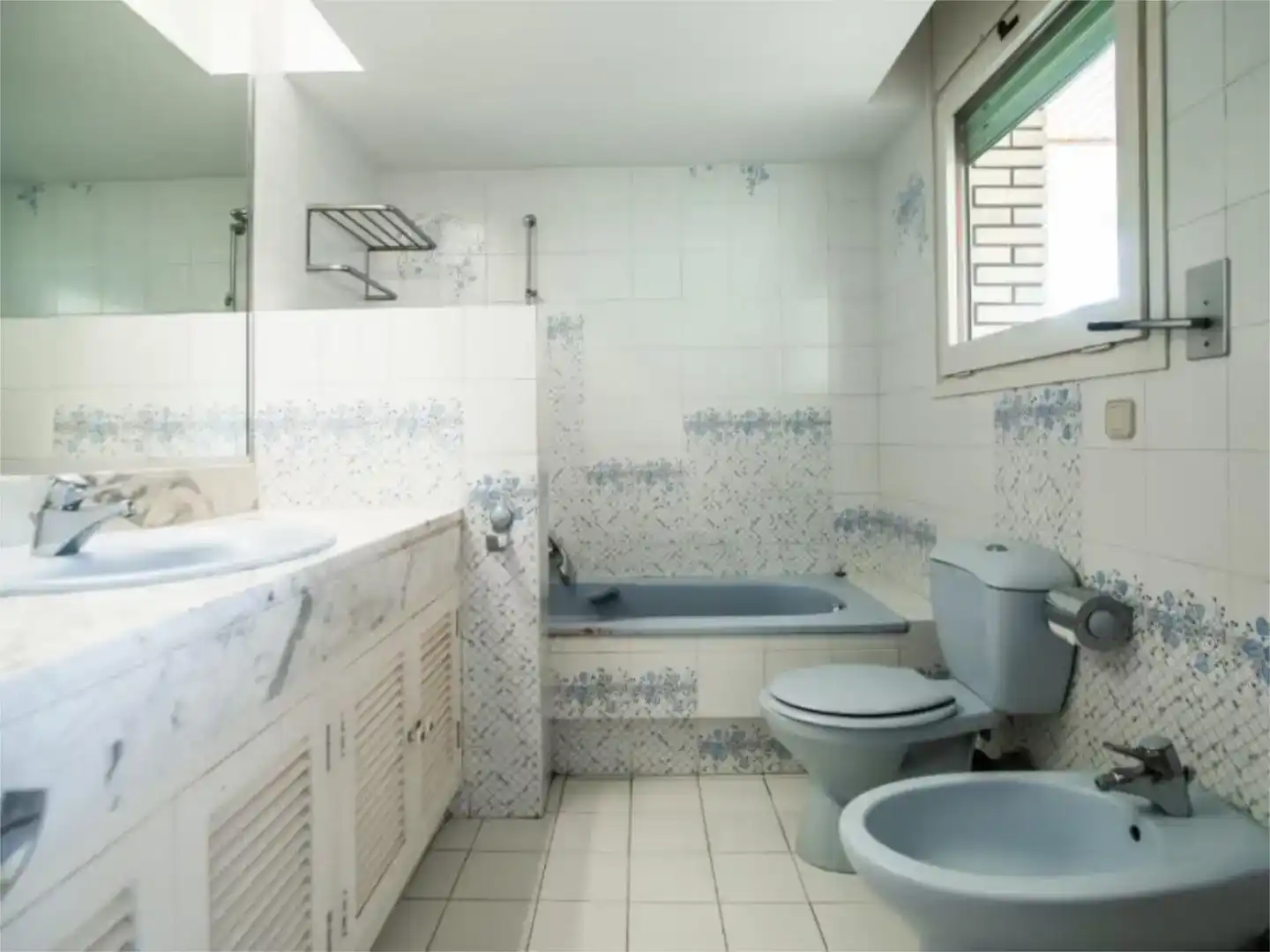 Bany de Casa o xalet en venda en Esplugues de Llobregat