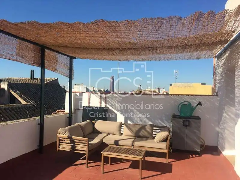 Terrassa de Casa adosada en venda en Sevilla amb Aire condicionat