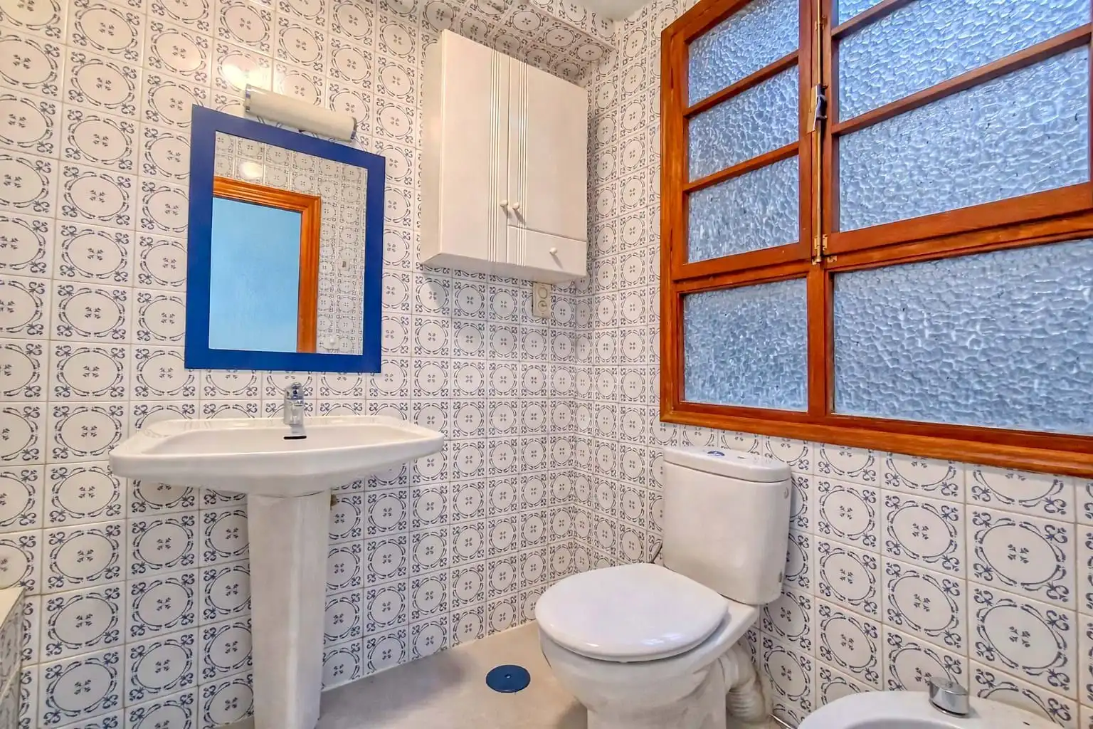 Baño de Local de alquiler en Elda