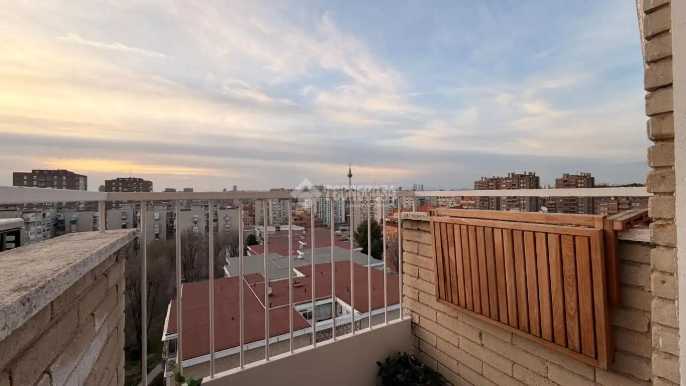 Terraza de Piso en venta en Moratalaz
