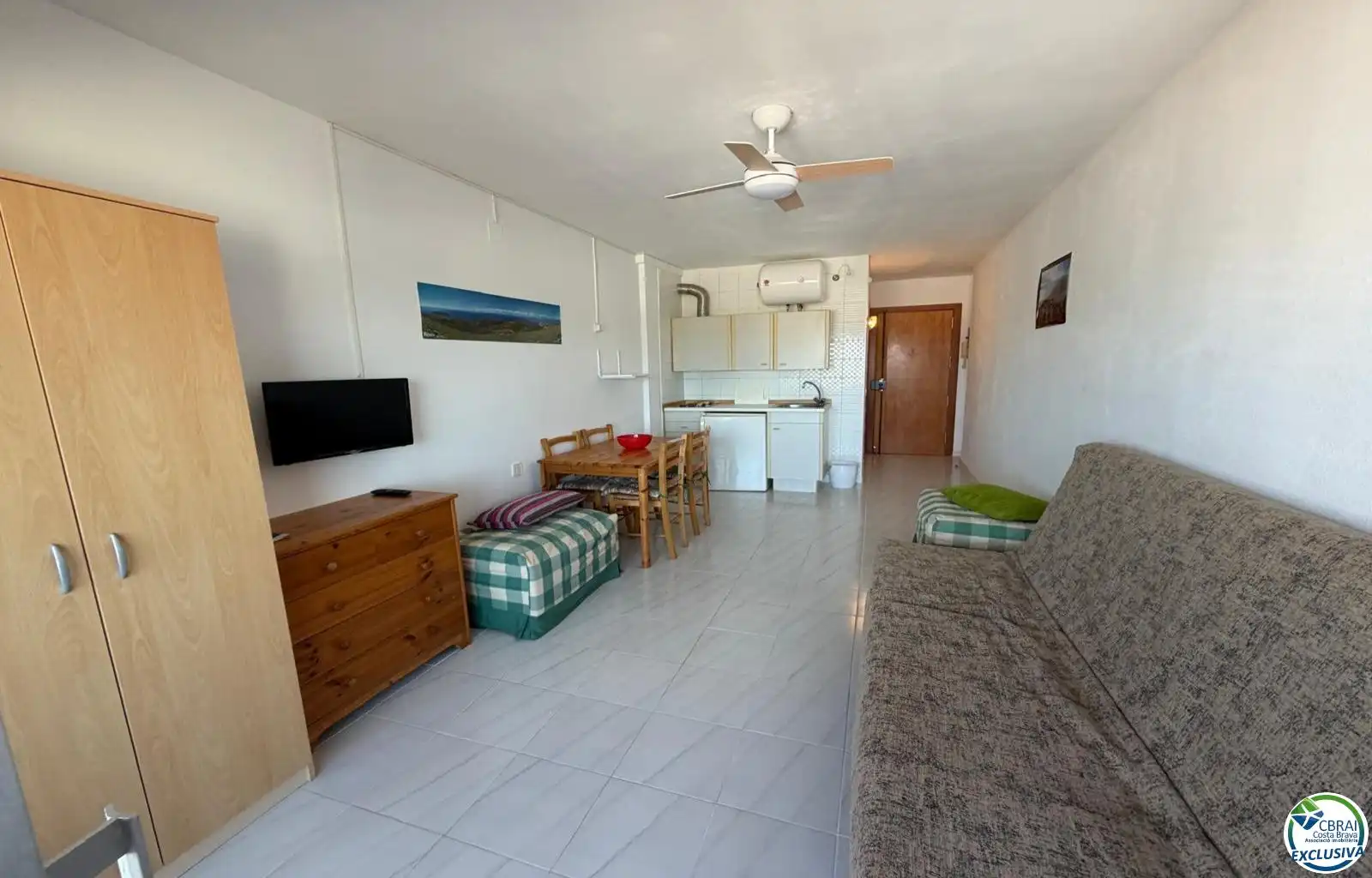 Living room of Flat for sale in Empuriabrava  with Furnished