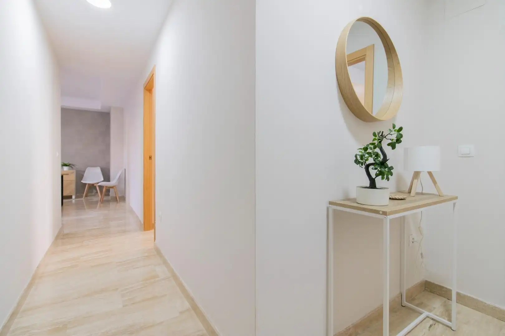 Maisonette zum Verkauf in Massamagrell mit Klimaanlage, Terrasse und Abstellraum