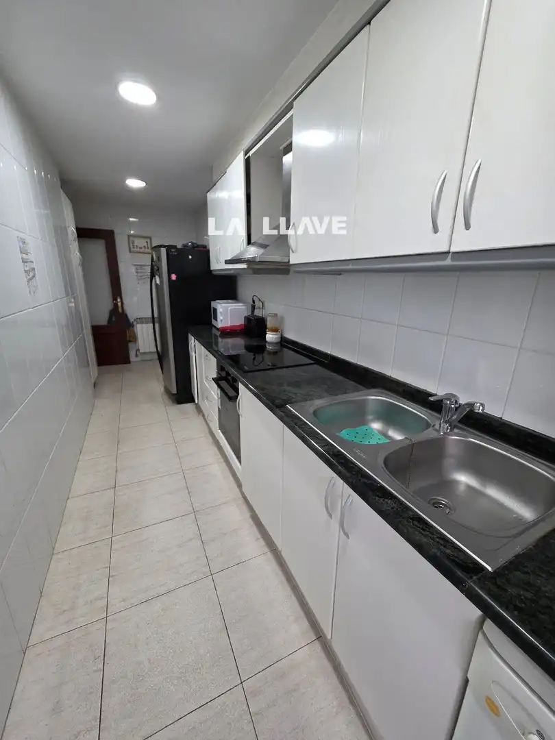 Cocina de Piso en venta en Blanes con Calefacción, Terraza y Amueblado