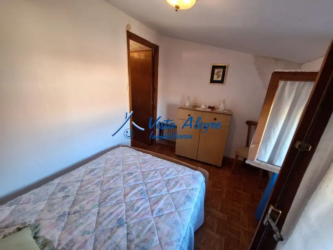 Habitación de Casa o chalet en venta en Ollauri con Calefacción, Trastero y Amueblado