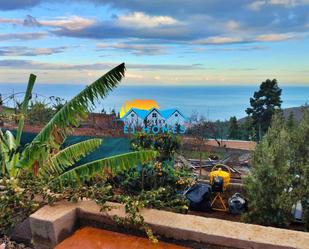 Vista exterior de Finca rústica en venda en Candelaria amb Jardí privat i Moblat