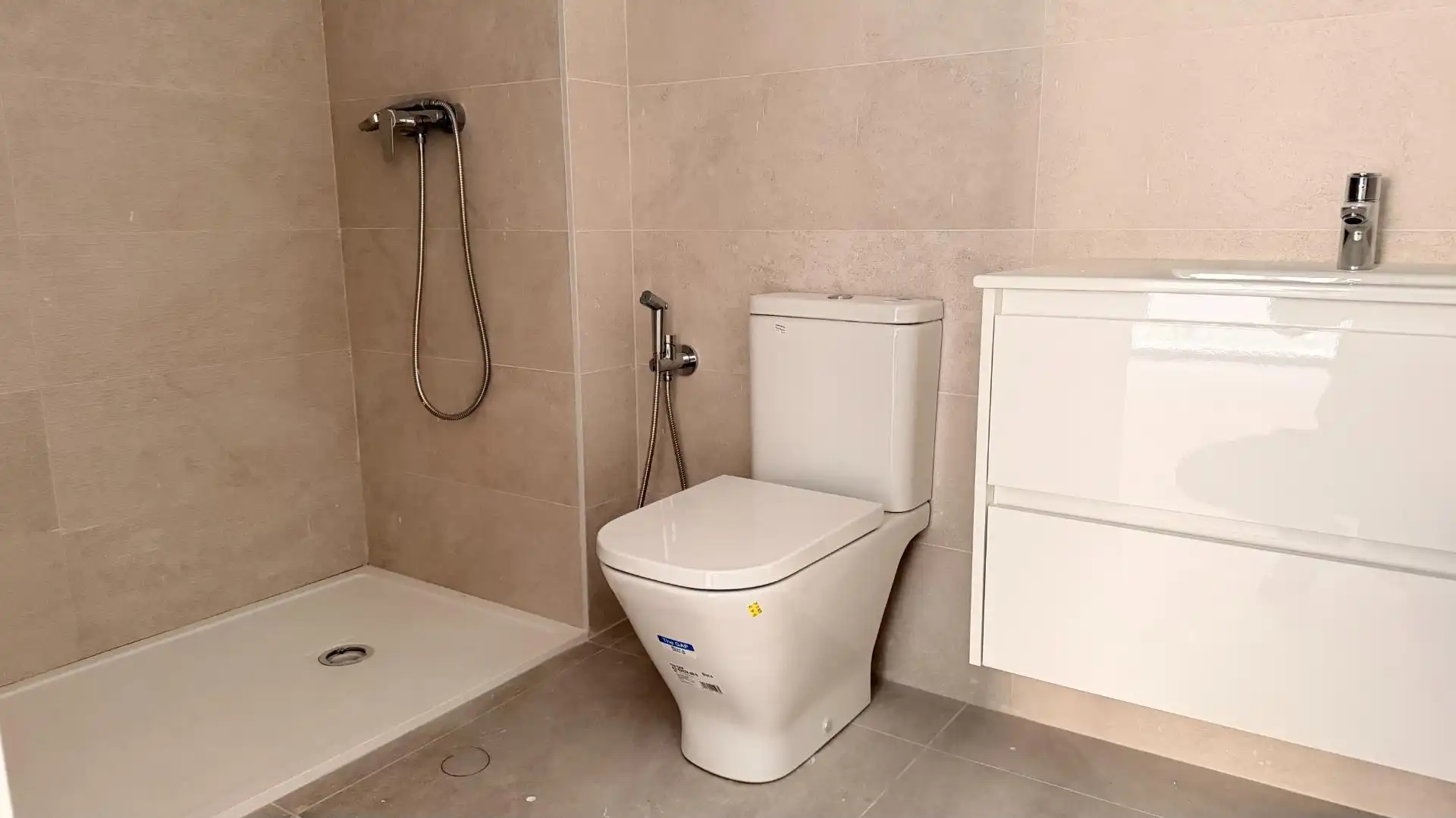 Bathroom of Flat for sale in Elche / Elx  with Heating and Terrace