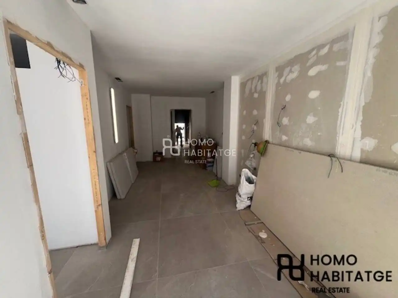 Houses for sale in Sabadell  with Air Conditioner, Heating and Alarm