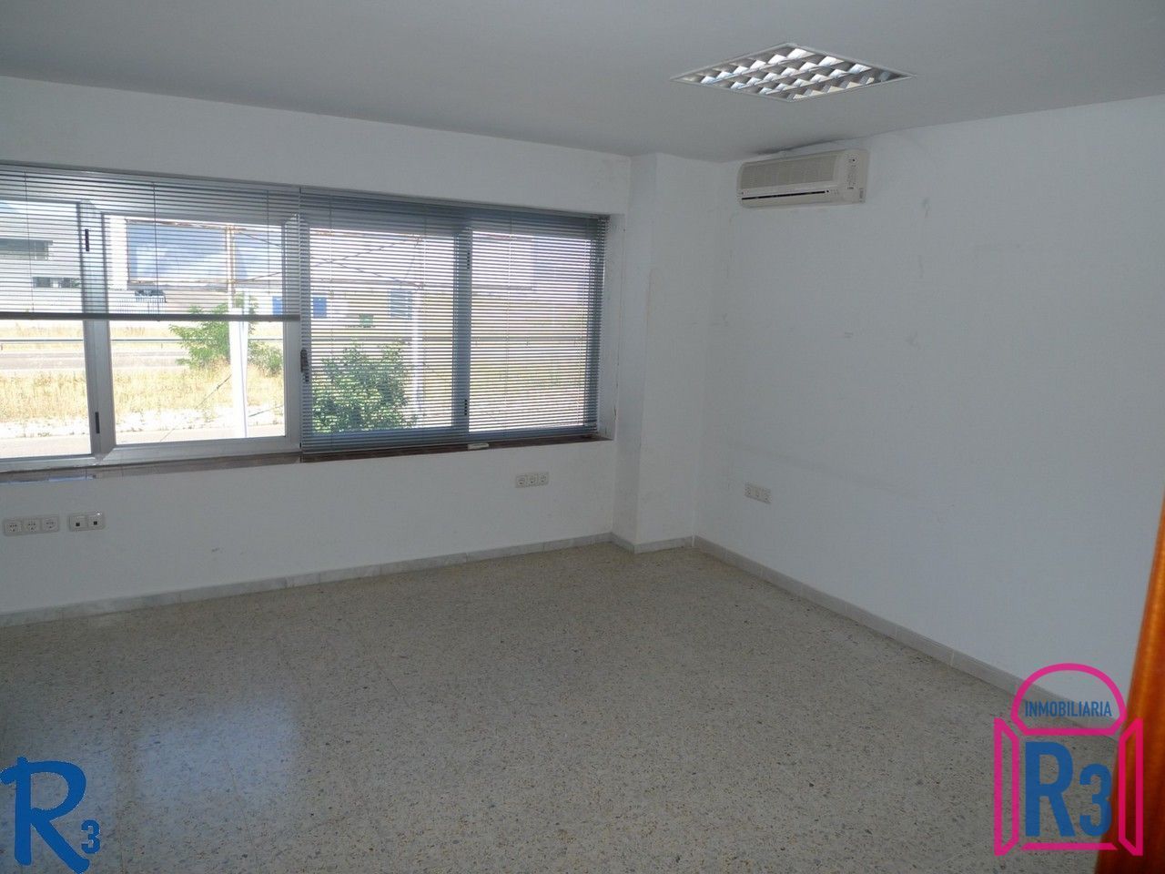 Office to rent in Onzonilla
