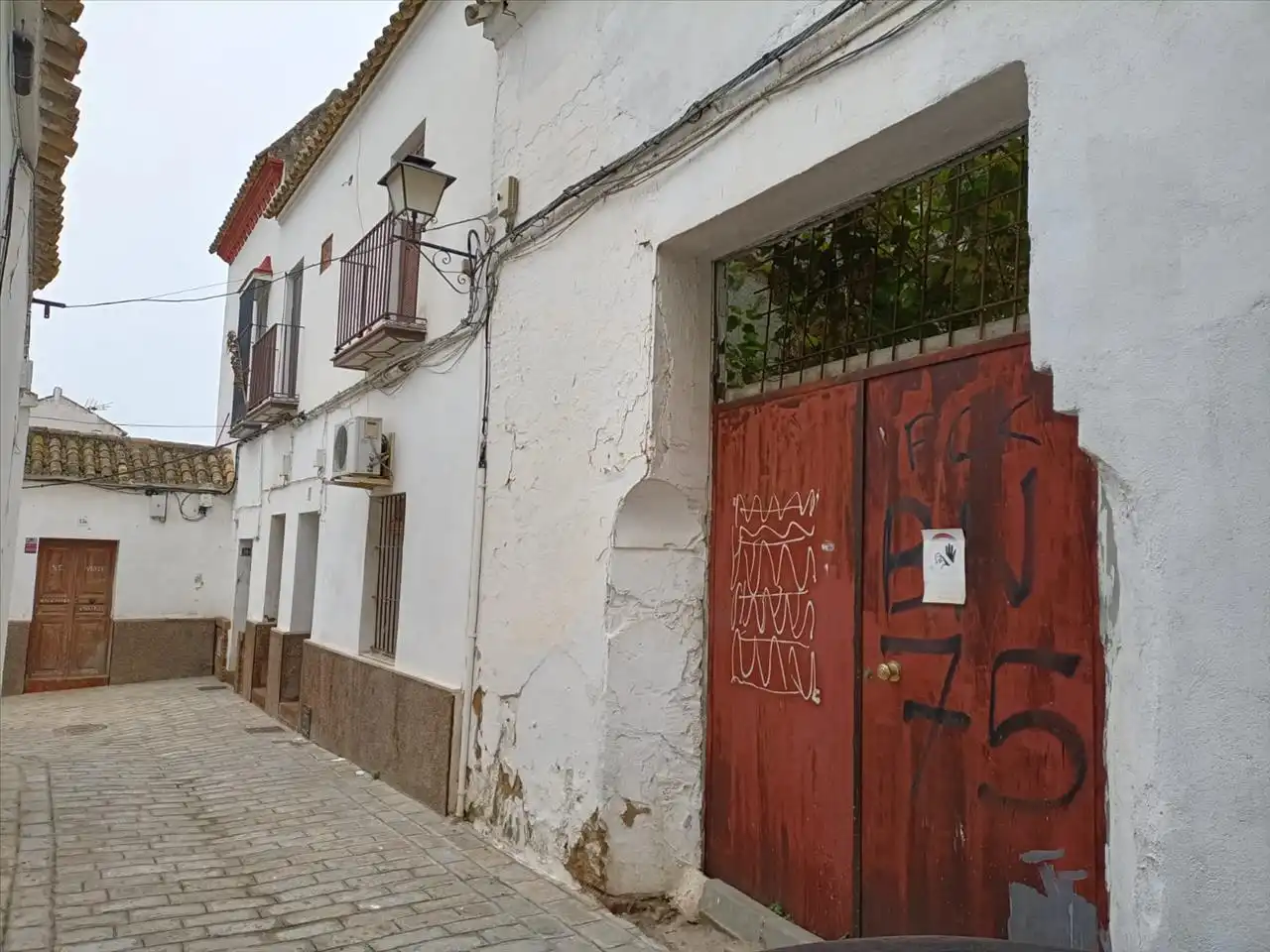 Casa adosada en venda a JUAN TAMARIZ, Carmona