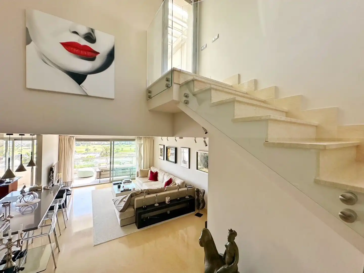 Attic for sale in Benahavís  with Air Conditioner, Terrace and Furnished