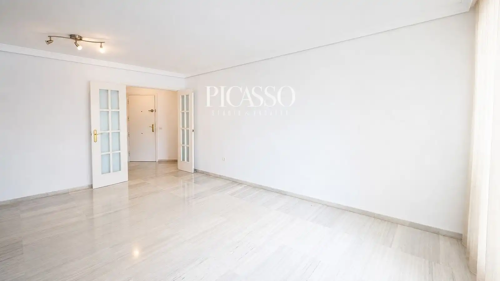 Flat with lift for sale in de Isabel Manoja, imagen 3