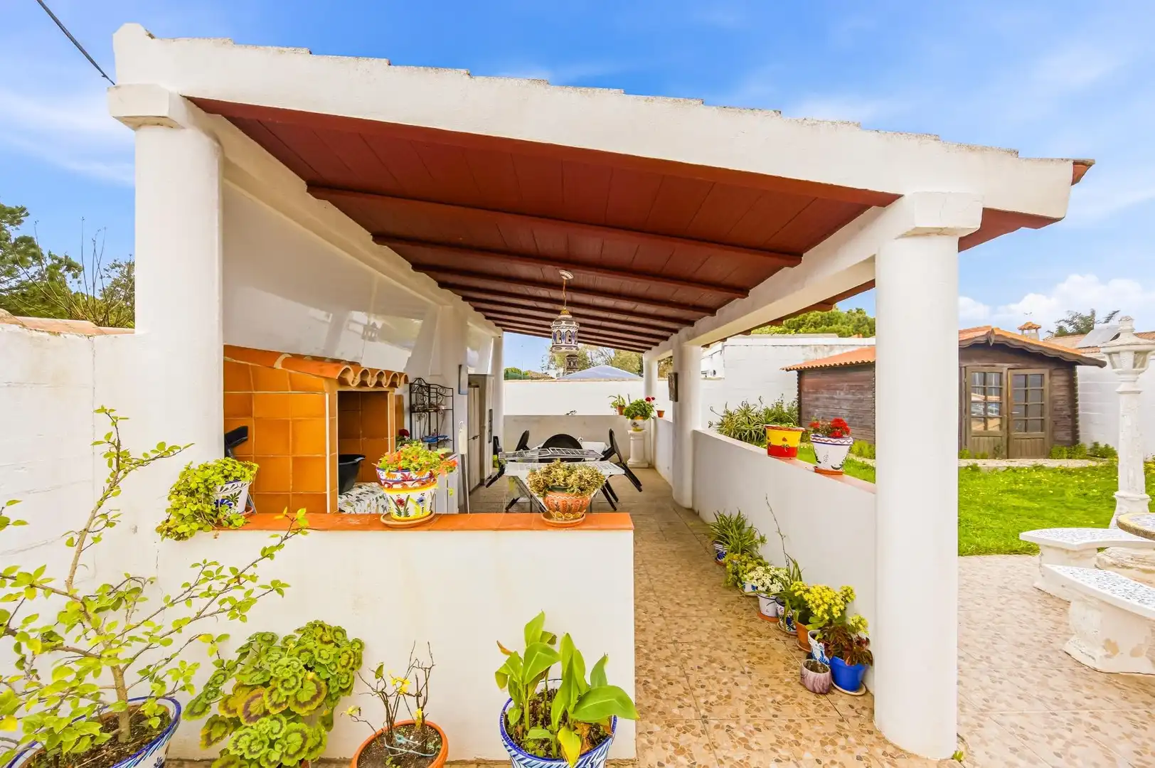 Terrassa de Casa o xalet en venda en Chiclana de la Frontera amb Aire condicionat, Calefacció i Jardí privat