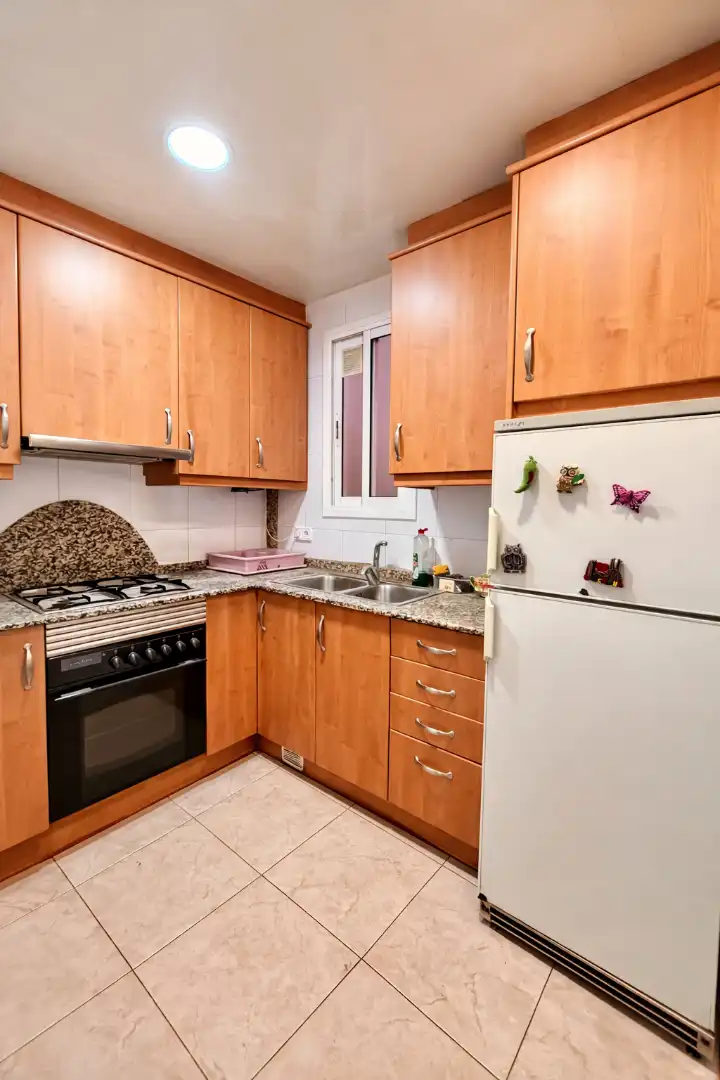 Cocina de Piso en venta en Barcelona con Balcón