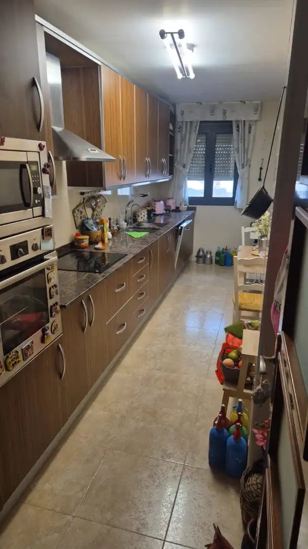 Kitchen of Flat for sale in Móra d'Ebre  with Air Conditioner, Heating and Storage room