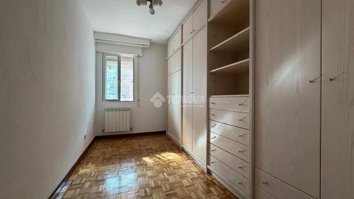 Habitación de Piso de alquiler en Fuencarral - El Pardo