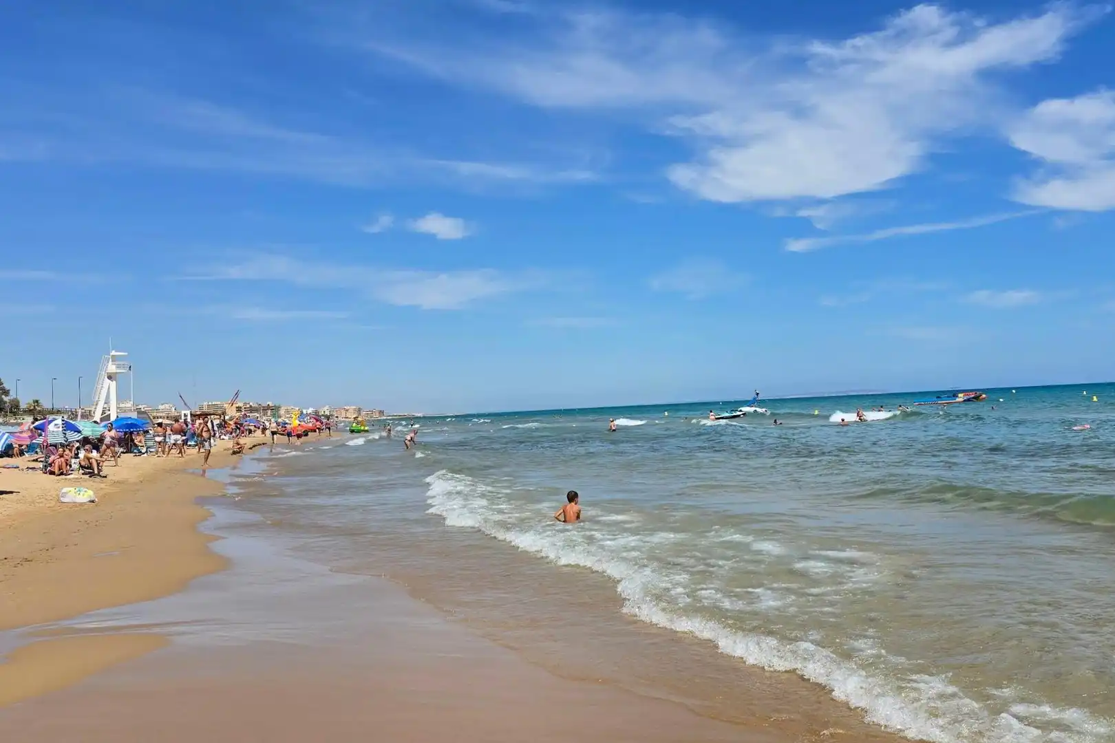 Vista exterior de Àtic en venda en Torrevieja amb Aire condicionat, Calefacció i Terrassa