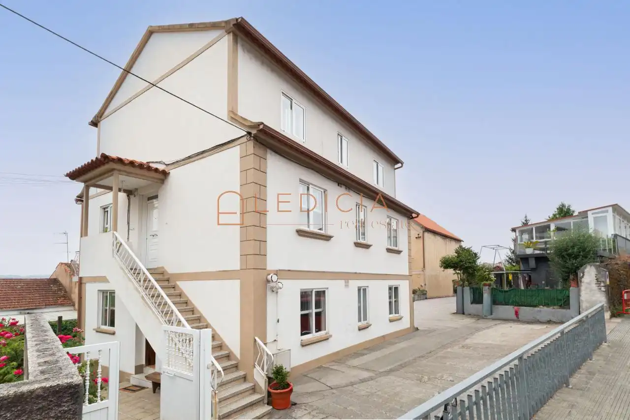 Exterior view of Houses for sale in Vigo   with Heating, Terrace and Storage room