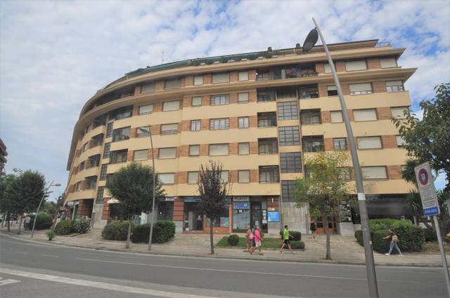 Local comercial en Venta en De Silvestre Ochoa, 18 en Playa Ostende