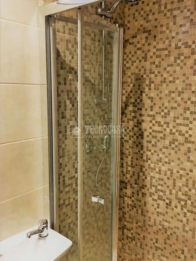 Badezimmer von Gebäude zum Verkauf in Zaragoza
